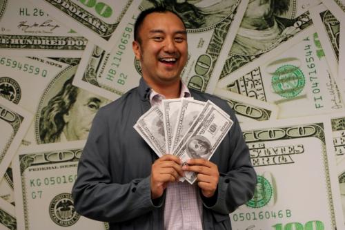 $1000 Employee of the Day Winner Vince V. from Daly City